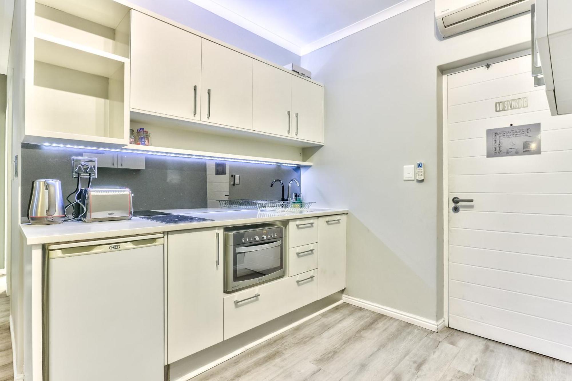 Wink Aparthotel Quiver Tree Στέλενμπος Εξωτερικό φωτογραφία