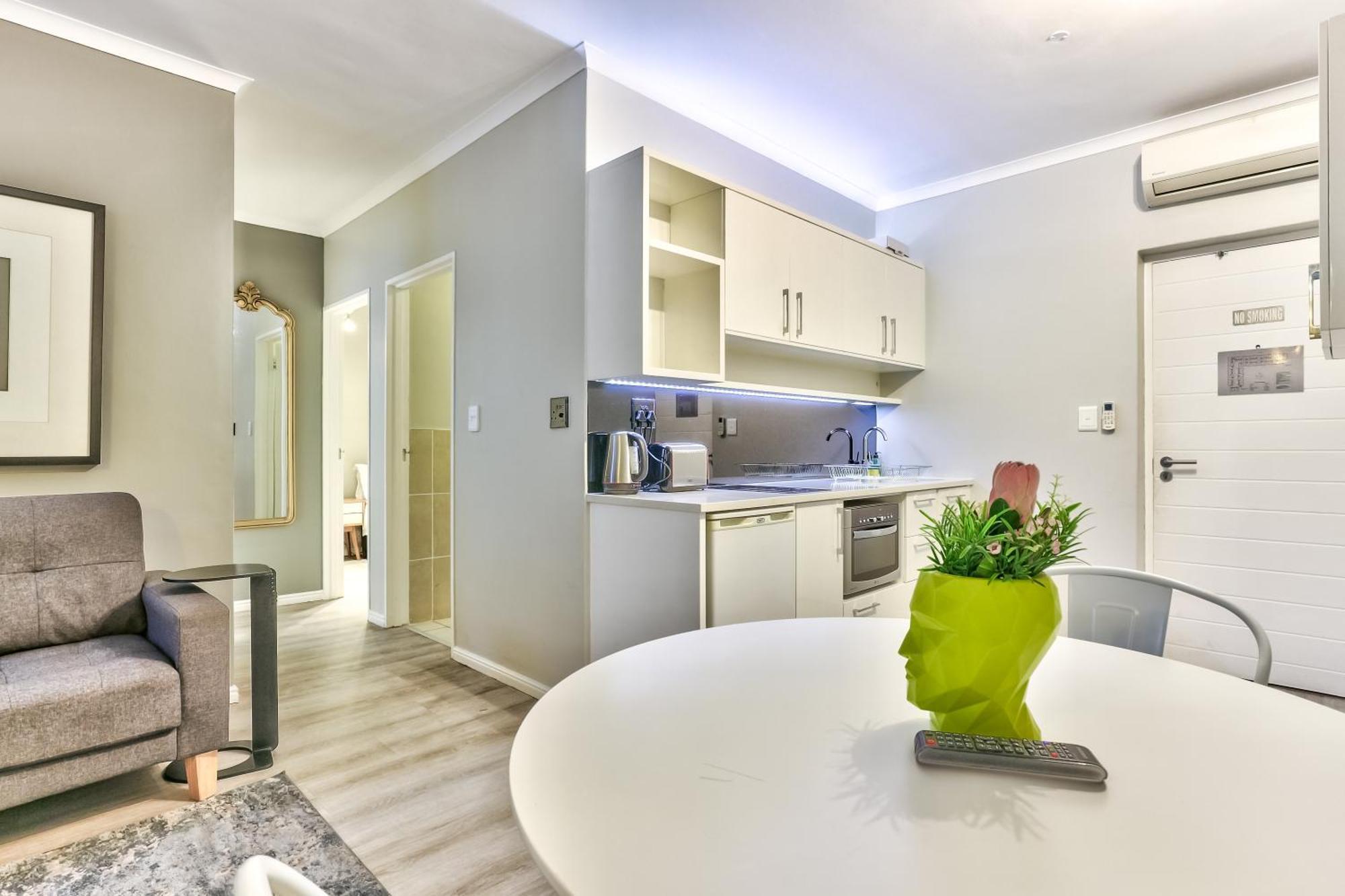 Wink Aparthotel Quiver Tree Στέλενμπος Εξωτερικό φωτογραφία